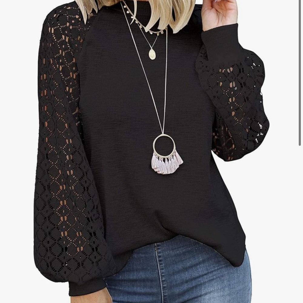 Black Boxy Blouse with Relaxed Lace Sleeves
